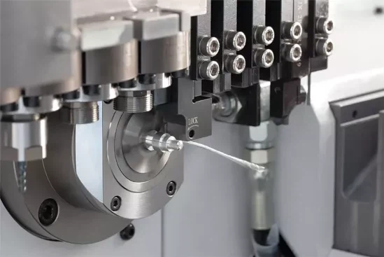Swiss lathe in continuous operation Swiss lathe in continuous operation